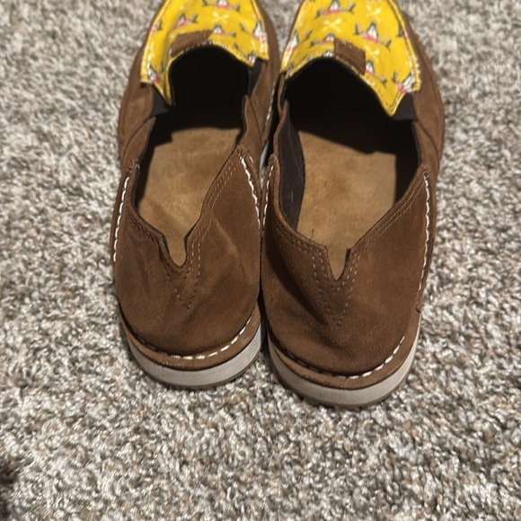 ARIAT Slip On Shoes - Picture 3 of 5